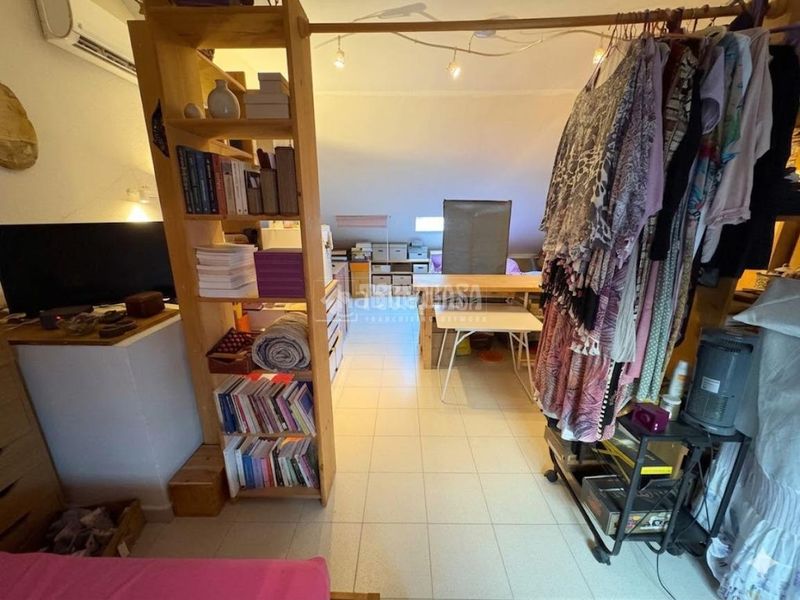 Foto 82774ade-b31c-4c20-8d8f-a0a2694addba. Casa aparellada amb calefacció aparcament a Brezo Valdemoro