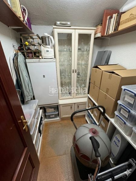 Foto 8bd06a0a-289b-4ee8-96d3-6757f215713b. Casa aparellada amb calefacció aparcament a Brezo Valdemoro