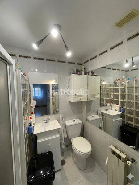 Foto dad23ece-2836-4880-985a-77c00a74d255. Casa aparellada amb calefacció aparcament a Brezo Valdemoro