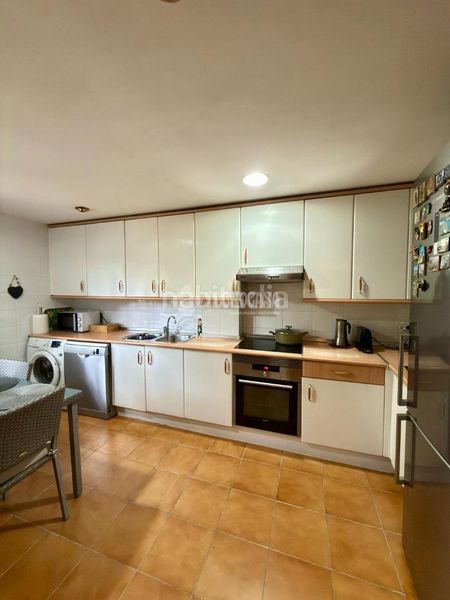 Foto 3b036a06-b677-428c-b076-a5465ce59aaf. Casa amb aparcament piscina a Hispanoamérica-Comunidades Valdemoro