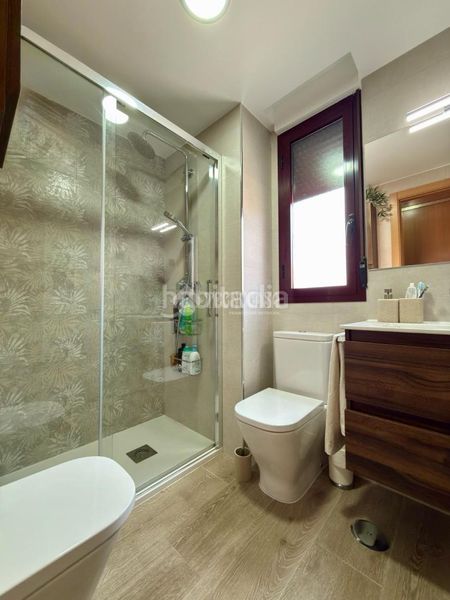 Foto 8ab25221-9734-4ae4-aee3-13c3b6bb5cd6. Casa amb aparcament piscina a Hispanoamérica-Comunidades Valdemoro