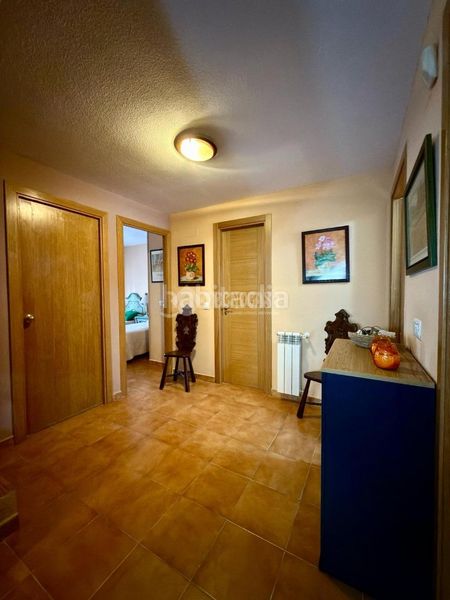 Foto c5948244-e467-4ce3-93cd-813884582d1e. Casa amb aparcament piscina a Hispanoamérica-Comunidades Valdemoro