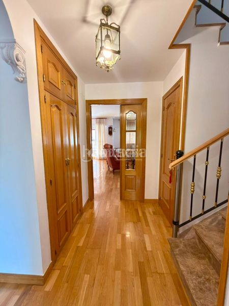 Foto 161c66e9-97e7-4695-b3d7-5772a3c8c26b. Casa amb aparcament a Centro Valdemoro