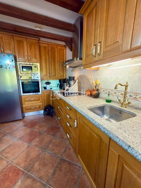 Foto e109d05d-5544-4e43-9996-60ba7affca64. Casa amb aparcament a Centro Valdemoro