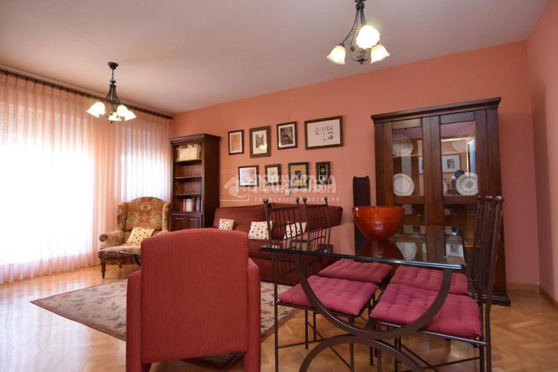 Foto f929d6ef-cb5a-4a08-abb1-5cea499951cf. Appartamento con riscaldamento parcheggio in Centro Villanueva del Pardillo