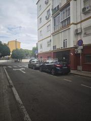 Appartement  C. peñalara. Piso en venta en sevilla