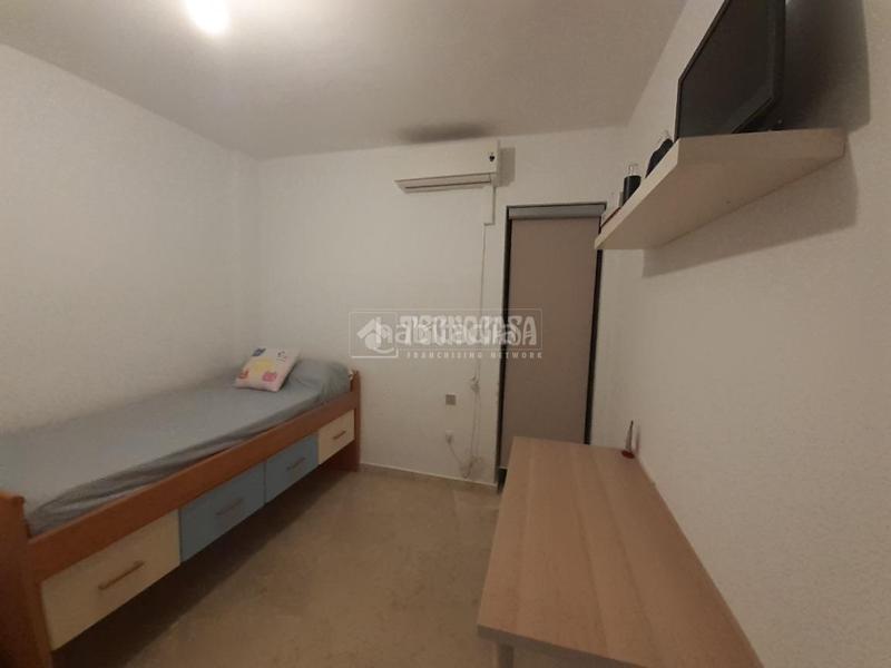 Foto ce848083-1292-4a2a-a008-a4ee3b2d87d9. Piso  en venta en Tiro de Línea Sevilla