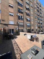 Pis  Av. de ramón y cajal. Piso en venta en sevilla