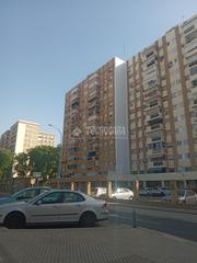 Appartement  C. avión cuatro vientos. Piso en venta en sevilla
