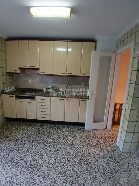 Foto 0f17670f-857e-4bba-bcaa-d71b935981ab. Pis a El Plantinar - Avda. La Paz - El Juncal Sevilla