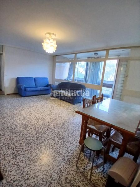 Foto 97debede-74bd-4b63-8592-f7a2b839179a. Pis a El Plantinar - Avda. La Paz - El Juncal Sevilla