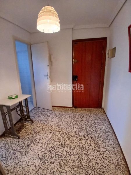 Foto fe295227-2699-4d56-b468-516dc1f99aa5. Pis a El Plantinar - Avda. La Paz - El Juncal Sevilla