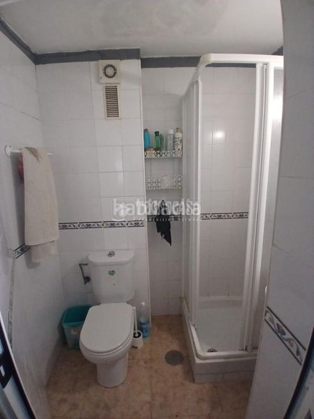 Foto 5c8c70ec-e889-4983-89b9-825029b5e976. Pis a Tiro de Línea Sevilla