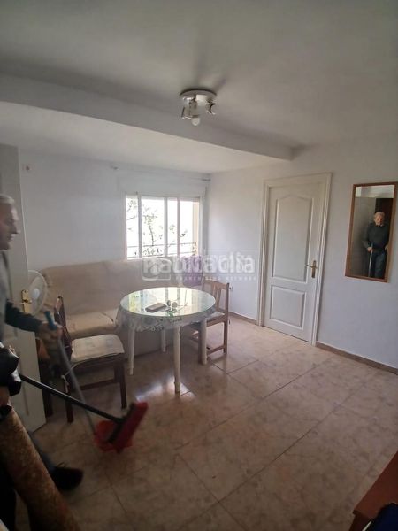 Foto 9c6c2c71-3f03-4308-9d06-37980bda482b. Pis a Tiro de Línea Sevilla