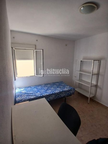 Foto a99e4205-4a6b-48d1-9354-e87fc341454a. Pis a Tiro de Línea Sevilla