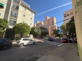 Pis  Pl. de los duendes de sevilla. Piso en venta en sevilla
