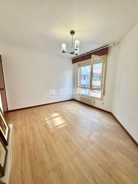 Foto 15f2b82f-e63b-4a18-b658-fe90ac45c503. Piso  en venta en Castilla - Hermida Santander