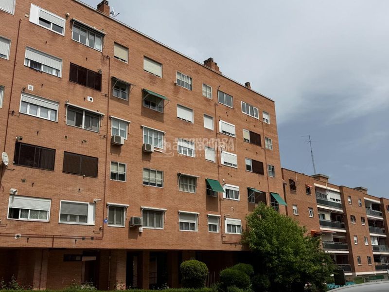 Foto c642e936-4577-4b0c-8a2c-386a3f564816. Pis amb calefacció a Pinar del Rey Madrid