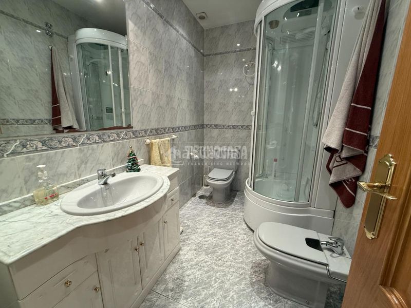 Foto 7e9dbedf-0a69-473c-a9ee-bb617fe99945. Casa amb calefacció a Pinar del Rey Madrid