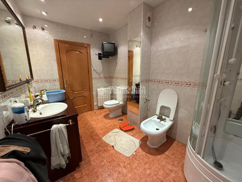 Foto f85985cb-a476-4ba2-91ea-428ba1e45035. Casa amb calefacció a Pinar del Rey Madrid
