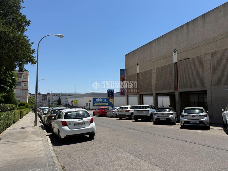 Foto 5595d3f8-a5c6-48f3-b9f7-e90984111d8c. Piso  en venta en Pinar del Rey Madrid