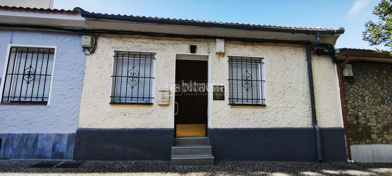 Foto f6484157-f65d-437d-bf85-d4421b7e8bfe. Pis amb calefacció a Pinares de Venecia Zaragoza