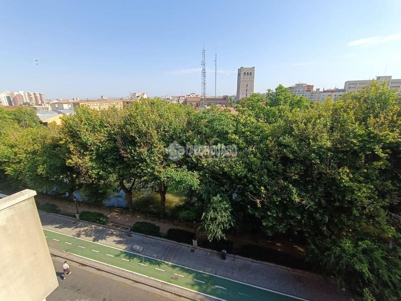 Foto e26ea262-69d4-445f-8c92-932058cba3fc. Pis amb calefacció a Pinares de Venecia Zaragoza