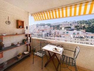 Àtic a Caldes d´Estrac. Ático maravilloso con vistas al mar y al pueblo