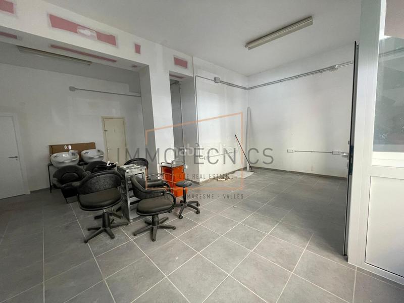 Foto 017bbdfb-6f21-4bd0-aa7b-f1f45a7e54f5. Local comercial a Hostal Granollers