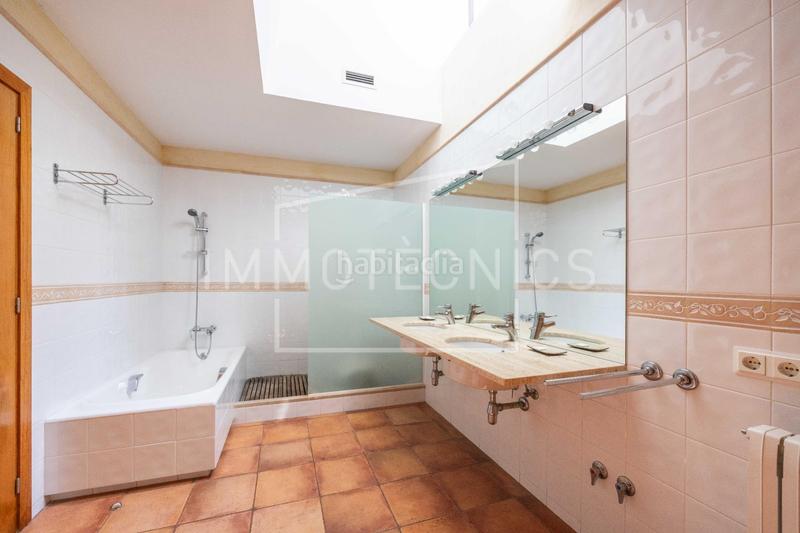 Foto 041b593a-fe0d-4343-a900-8ce9c3f2d2c4. Casa un refugio que no solo se mira, se siente. en Sant Andreu de Llavaneres