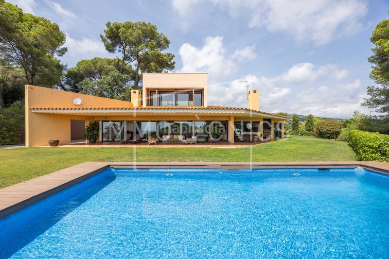 Foto 102d6948-c039-47b9-a7c1-8c87f8a4e83c. Casa un refugio que no solo se mira, se siente. en Sant Andreu de Llavaneres