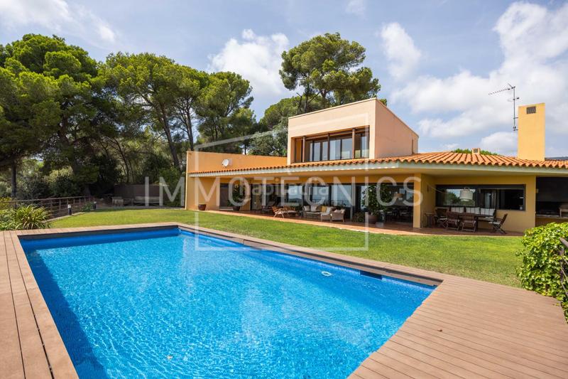 Foto 310ee740-5d28-48bd-8317-9e5c2eeeef67. Casa un refugio que no solo se mira, se siente. en Sant Andreu de Llavaneres