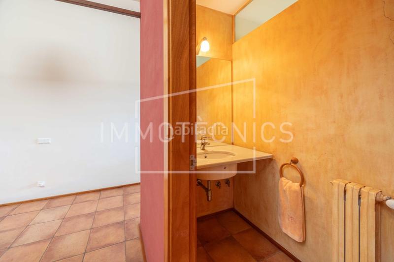 Foto 5dd3bdd1-c1d3-4f90-b0f2-1bf191e5bd66. Casa un refugio que no solo se mira, se siente. en Sant Andreu de Llavaneres