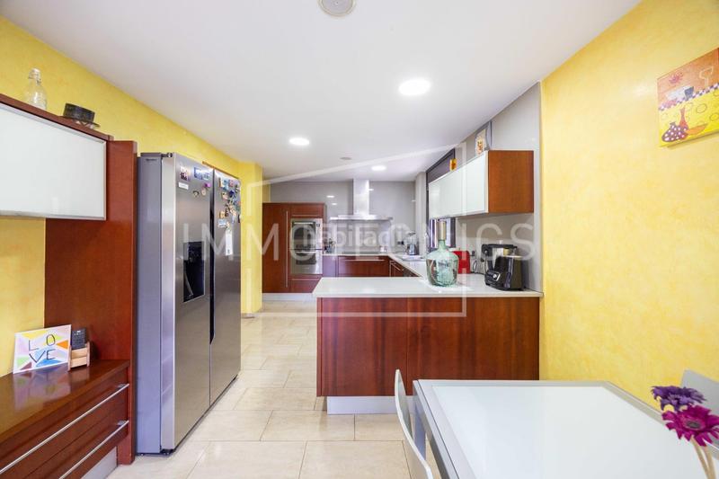 Foto 14bc0cfb-8f5f-447e-a1ed-4754f8df92fe. Chalet con riscaldamento parcheggio piscina in Can Moré - Santa Anna - Can Feliu de Merola Pineda de Mar