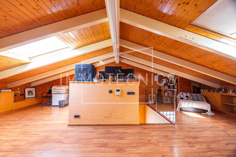 Foto 9bb46340-cbac-41f1-b31c-abedb71921b7. Chalet con riscaldamento parcheggio piscina in Can Moré - Santa Anna - Can Feliu de Merola Pineda de Mar