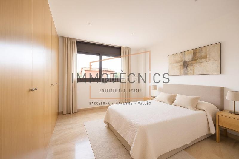 Foto ff5b6fa3-8a42-4fd9-a175-22f4d2c9fc7b. Chalet con riscaldamento parcheggio piscina in Can Moré - Santa Anna - Can Feliu de Merola Pineda de Mar