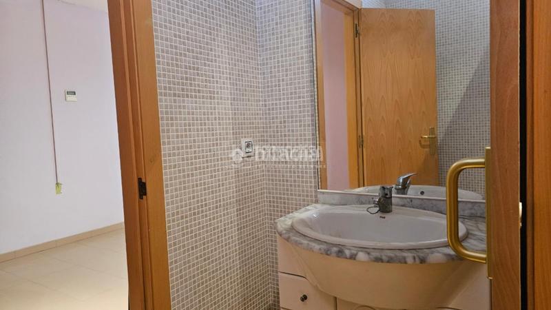 Foto 0878a016-0038-4c04-8552-77fa7b4069d0. Local comercial  en venta en Ranillas Zaragoza