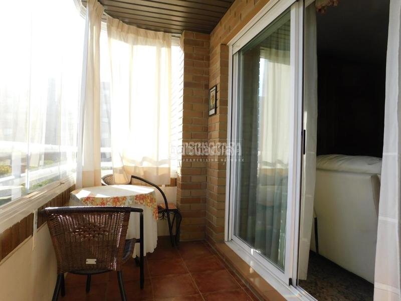 Foto c49279ee-7ea2-4ce0-b58b-89036a35001e. Pis amb calefacció aparcament terrassa a Grancasa Zaragoza