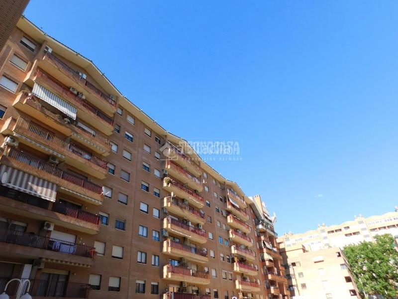 Foto 75eec6e4-801c-448e-a26c-663648e5ae2a. Affitto appartamento con riscaldamento parcheggio in Zaragoza