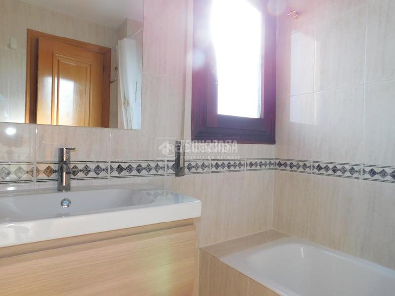 Foto 397e6b64-e280-4c1b-aa35-137725edd2d8. Affitto appartamento con riscaldamento parcheggio in Zaragoza