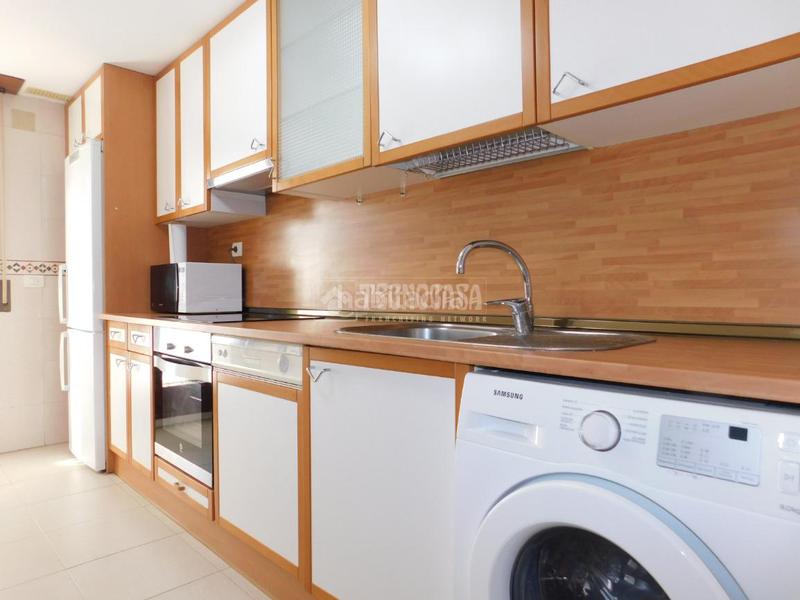 Foto fb4b2612-7b41-440b-a04c-30daf8fb7908. Affitto appartamento con riscaldamento parcheggio in Zaragoza