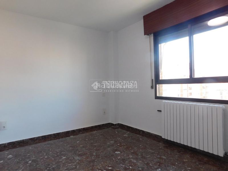 Foto ea2ad612-3f8d-47c4-8885-ec575c71eb2b. Pis amb calefacció a Grancasa Zaragoza