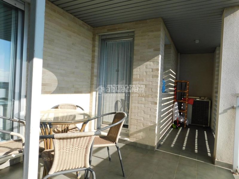 Foto 4b893877-d4e9-450b-91be-f18fce85de44. Àtic amb calefacció aparcament piscina a Parque de los Cineastas Zaragoza