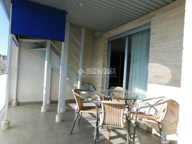 Foto 5d7e018c-7fdf-4030-ab33-60220d72b6d1. Àtic amb calefacció aparcament piscina a Parque de los Cineastas Zaragoza