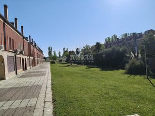 Doppelhaus in Ranillas. Casa en venta en zaragoza