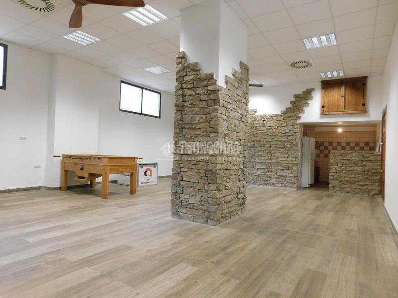 Foto bf8c6dcc-eafc-47de-b102-d684a35ee918. Lloguer local comercial a Ranillas Zaragoza