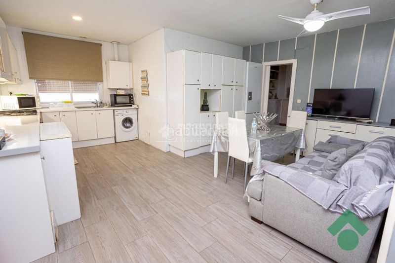 Foto 48d5ef6f-8e44-4c93-9fde-660ccfc84434. Piso  en venta en Bajadilla - Fuente Nueva Algeciras