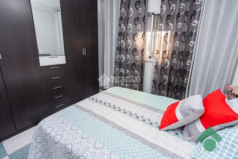 Foto bea0bd9b-9876-4c64-bfa3-243a8e2db04a. Maison jumelée dans La Granja - La Colina - Los Pastores Algeciras