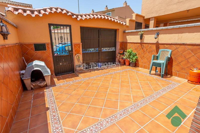 Foto 664cc1e3-816d-41bd-a395-0c4ff7fc0c3d. Casa pareada casa en venta en San García Algeciras