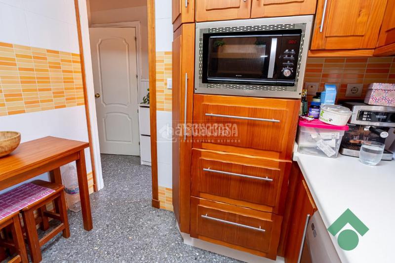 Foto 6a8ecc65-51d9-4f66-b885-cead427c6261. Casa pareada casa en venta en San García Algeciras